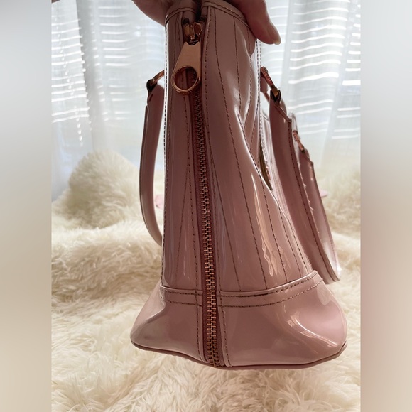 🌸 Ted Baker Tote - Picture 6 of 14